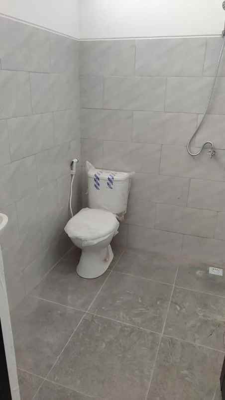 disewakan ruko gudang kantor jalan raya darmo baru barat