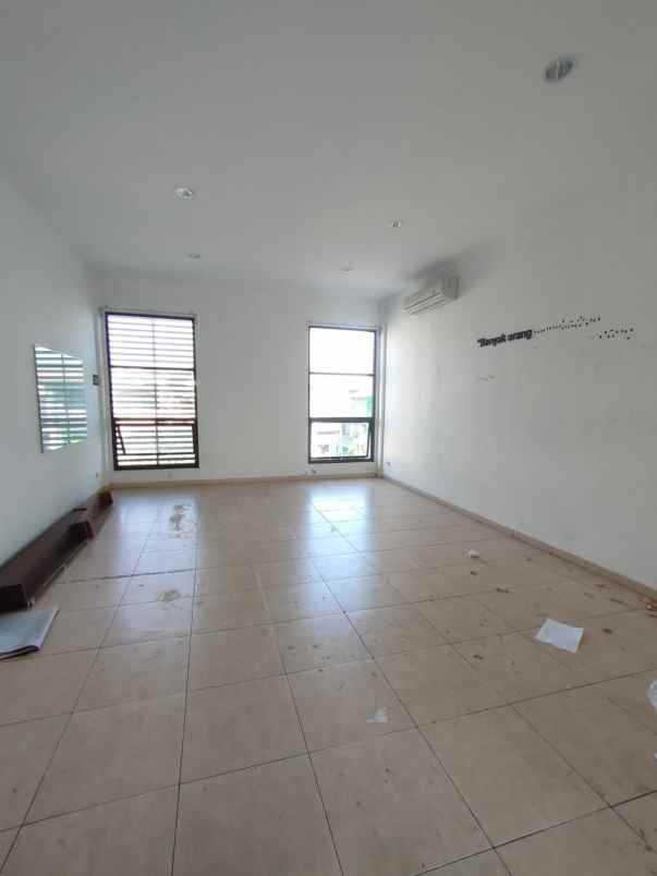 disewakan ruko gudang kantor raya darmo permai utara