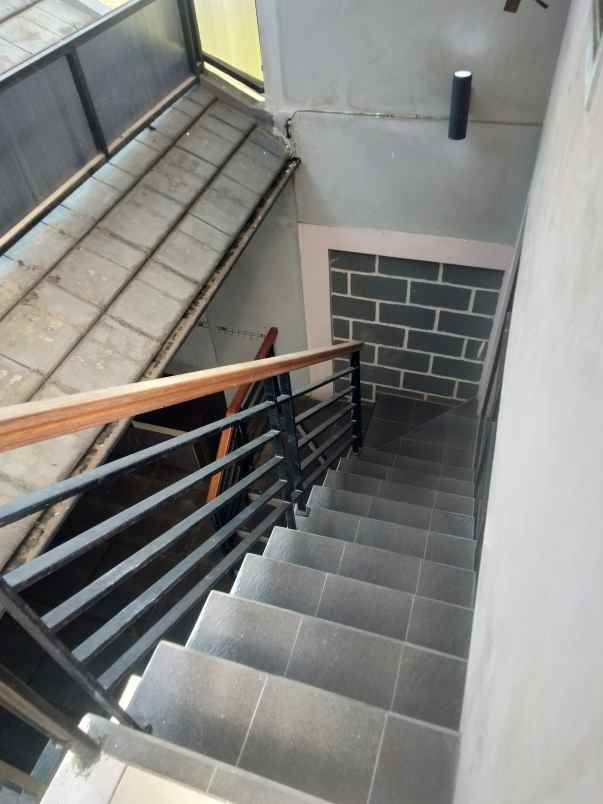 disewakan rumah bukit sariwangi