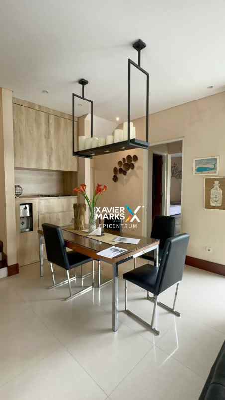 disewakan rumah di forest mansion ada private pool