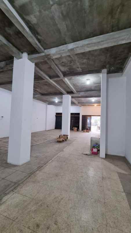 disewakan rumah jl raya jemursari