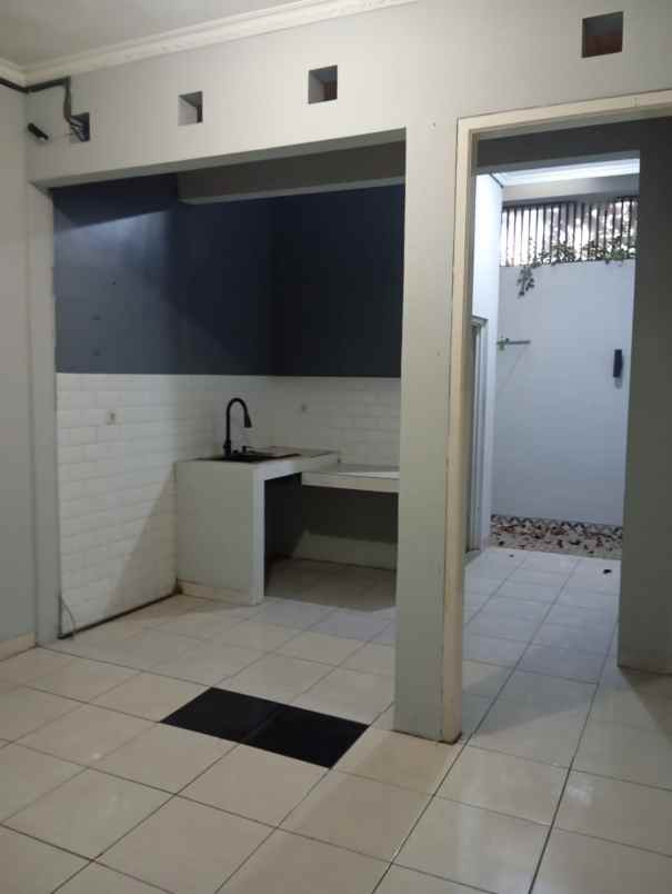 disewakan rumah sarijadi bandung