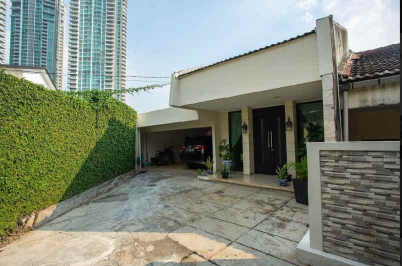 djual rumah asri di kemang jakarta selatan