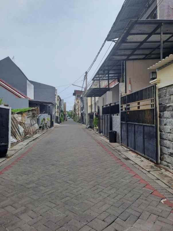 gudang hit tanah mulyosari baru