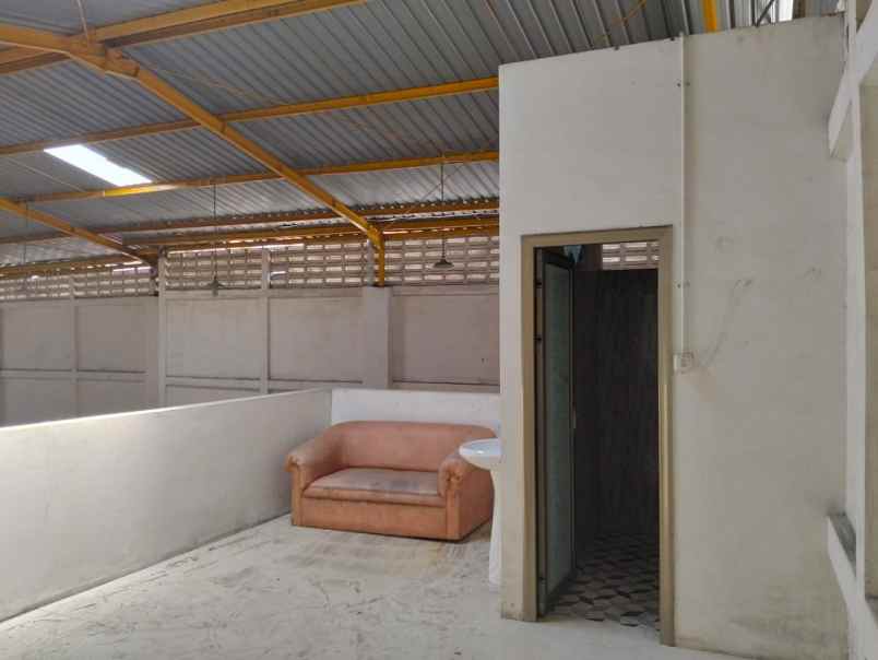 gudang raya tropodo dekat juanda gedangan aloha dnd