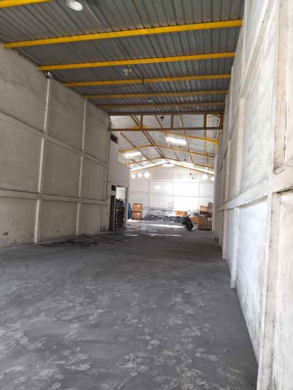 gudang raya tropodo dekat juanda gedangan aloha dnd