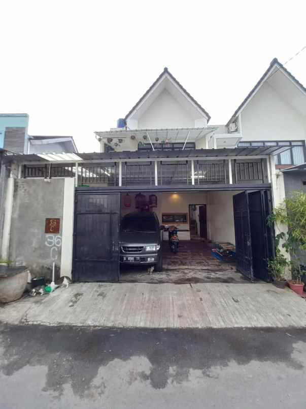 jual cepat rumah 2 lantai di ciputat