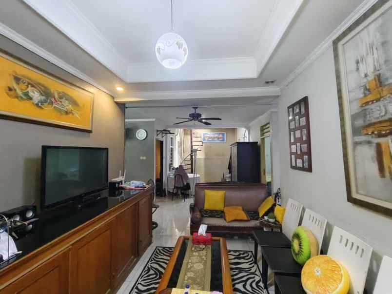 jual murah rumah di kompleks perumahan bukit cengkeh 2