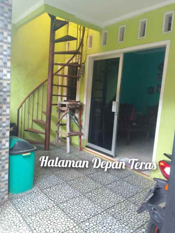 jual rumah 11 2 lantai siap huni