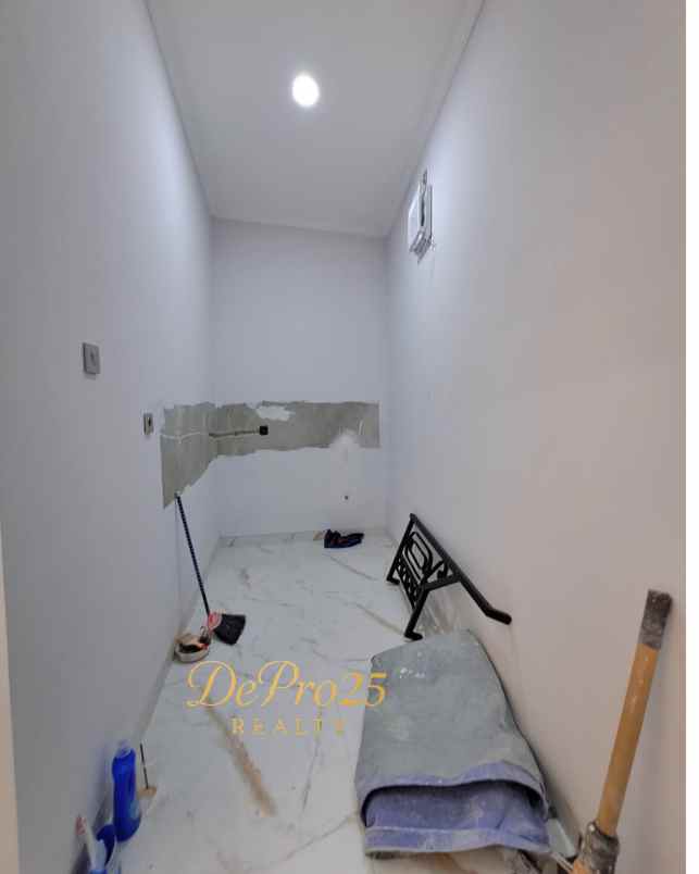 jual rumah american classic siap huni di jagakarsa