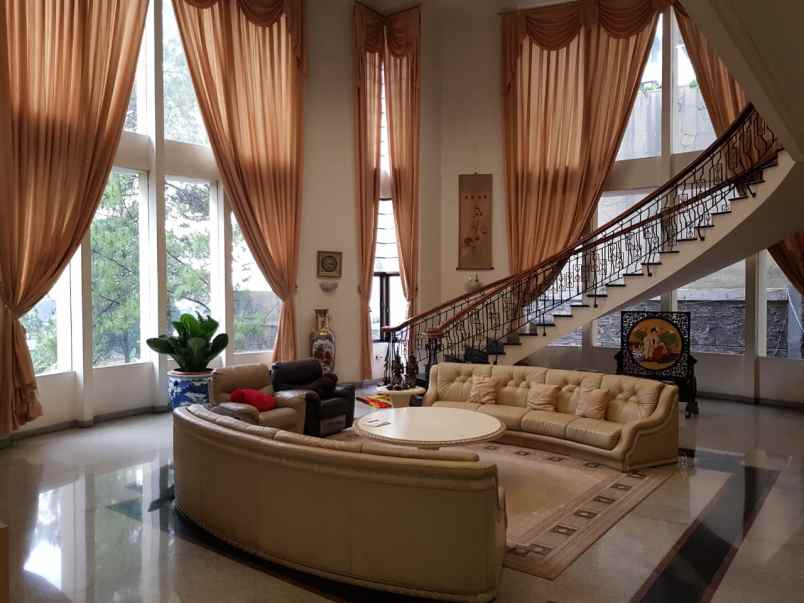 jual rumah hegarsari raya hegarmanah cidadap bandung