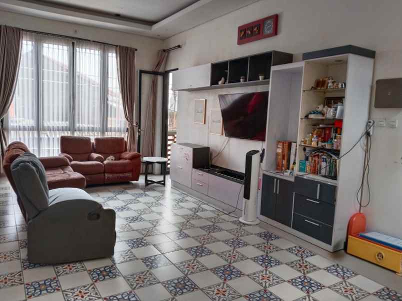 jual rumah kost bu di jl kaliurang km 6 utara ugm