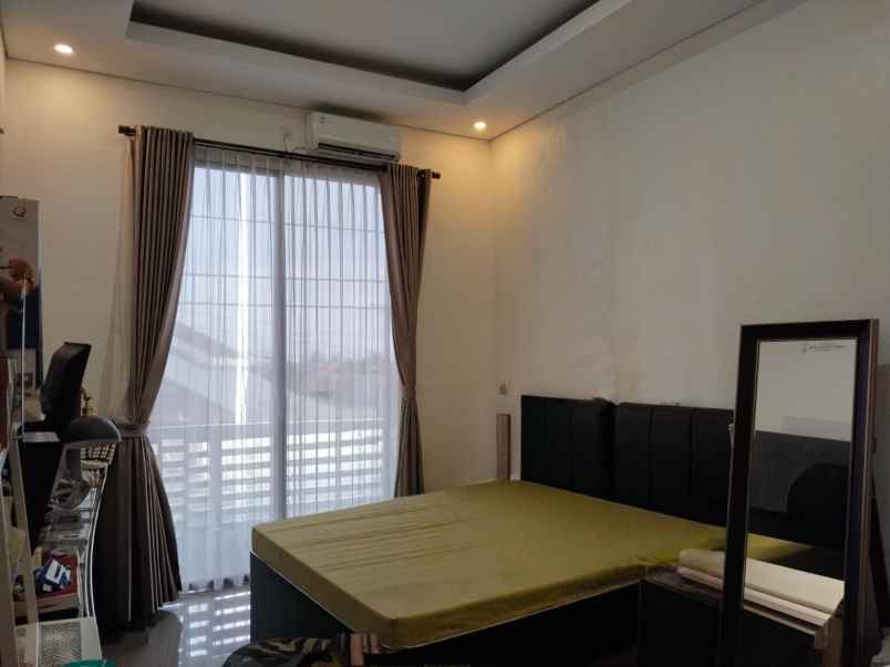 jual rumah kost bu di jl kaliurang km 6 utara ugm