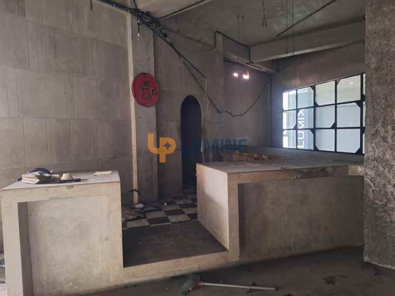 ruko besar strategis di lokasi premium gejayan