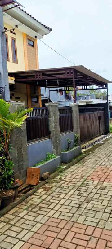 rumah 2 lantai dekat rs permata ibu beji kota depok