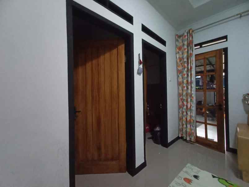 rumah 2 lantai di graha rancamanyar