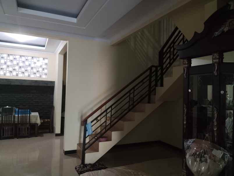 rumah 2 lantai jalan cagak subang