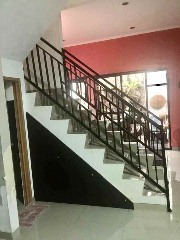 rumah 2lt dalam townhouse di cimanggis depok