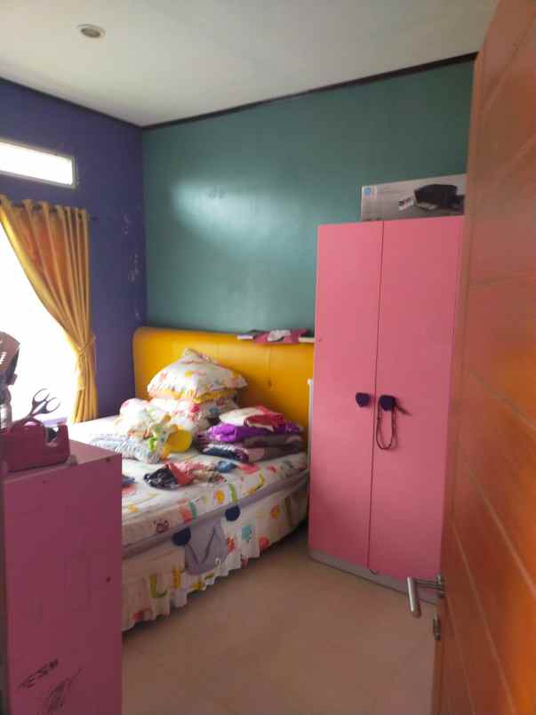 rumah 4 kamar tidur cihanjuang kabupaten bandung barat