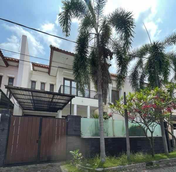 rumah araya murah 2 lantai surabaya timur lt 180m2