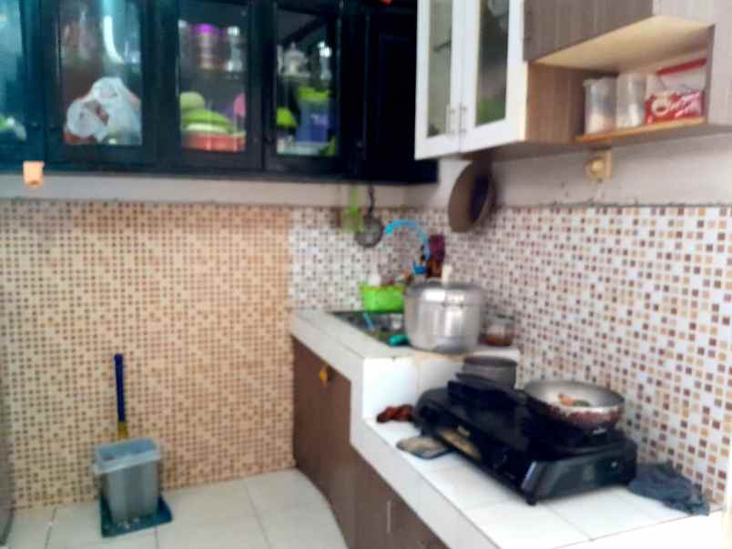 rumah asri nyaman strategis di kota bandung