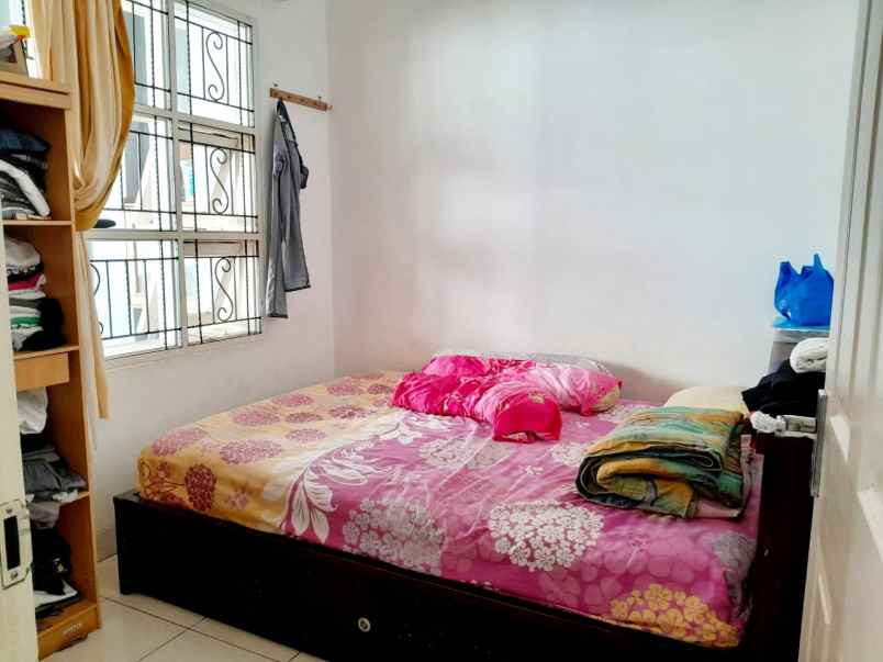 rumah asri nyaman strategis di kota bandung