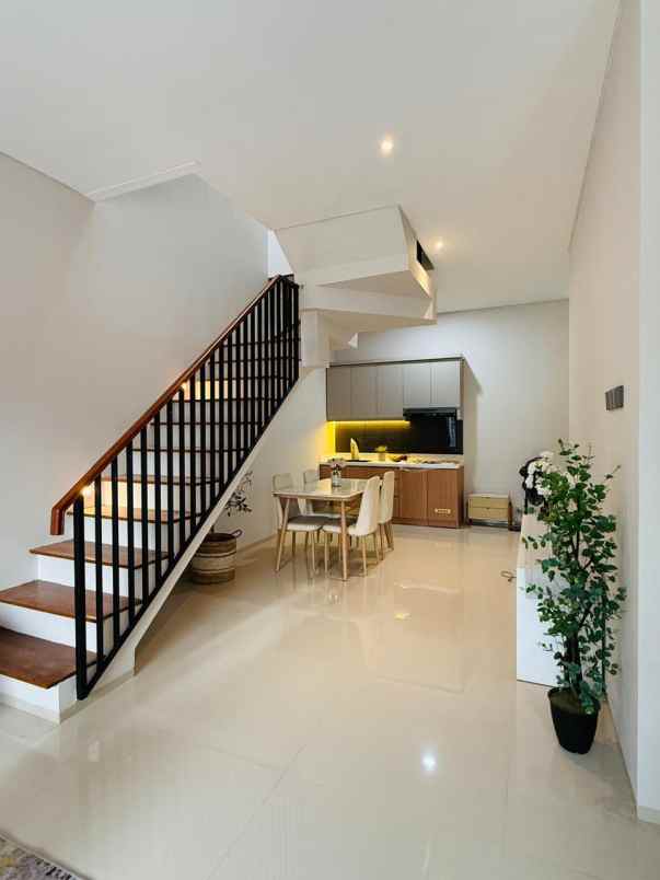 rumah baru modern di nusaloka bsd lt 98 lb 133 rp 2 4m