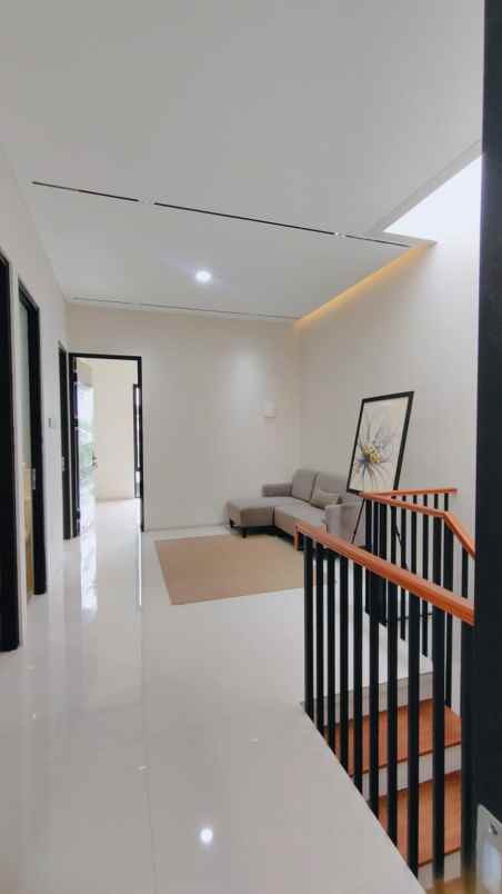 rumah baru modern di nusaloka bsd lt 98 lb 133 rp 2 4m