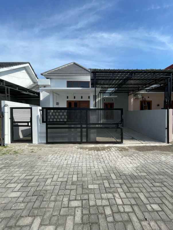 rumah baru siap huni dalam cluster yogyakarta