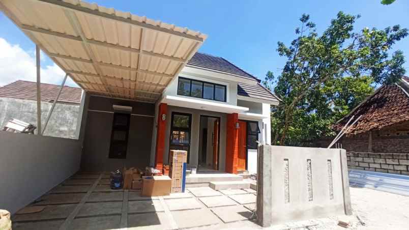 rumah cantik harga murah di kasihan