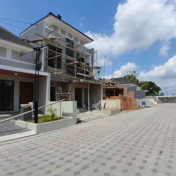 rumah cantik modern dekat pasar prambanan klaten