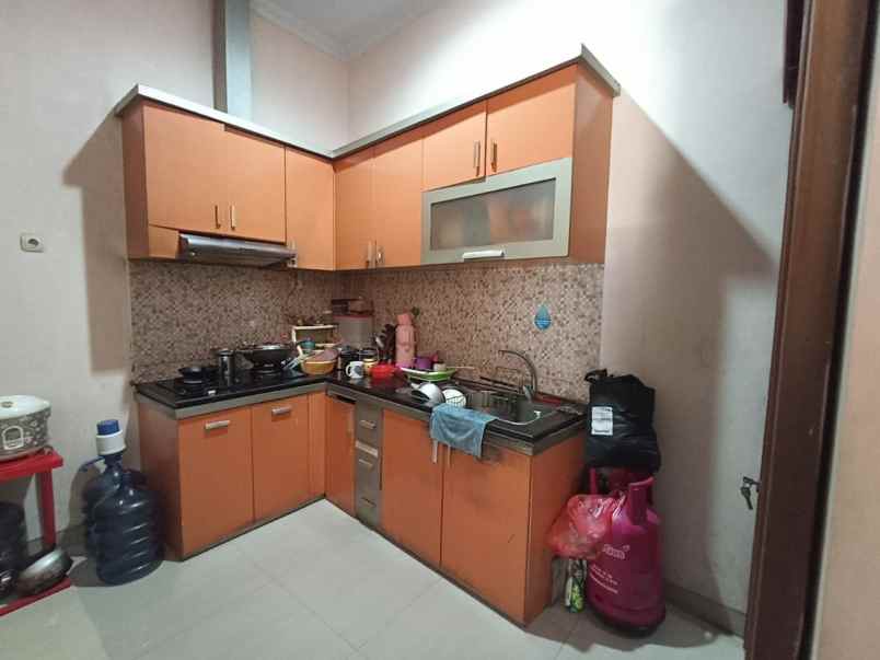 rumah cantik siap huni di cluster kawasan gdc depok