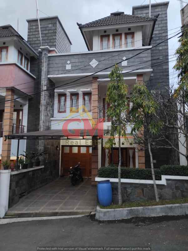 rumah dago townhouse