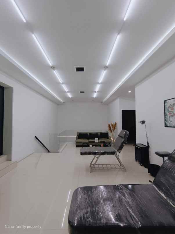 rumah dalam komplek perumahan bintaro jaya