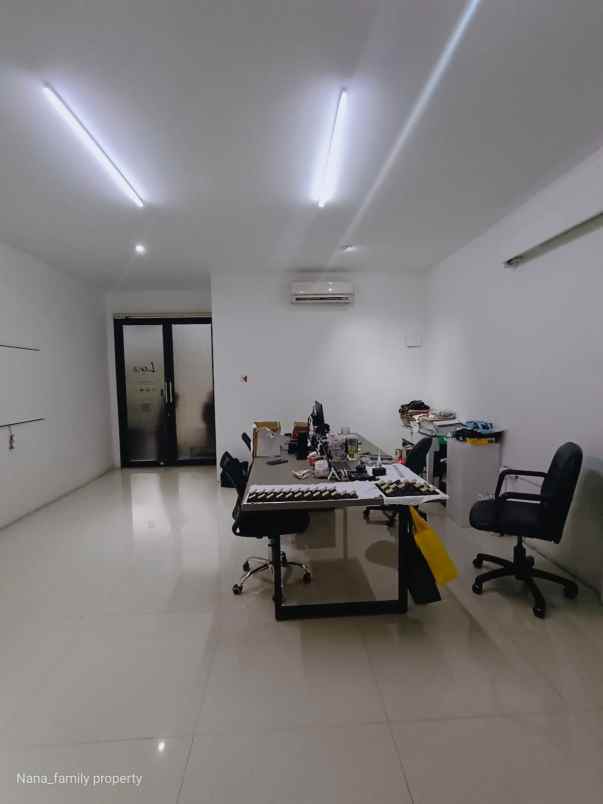 rumah dalam komplek perumahan bintaro jaya