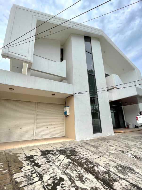 rumah dekat senopati di jl bangka jakarta selatan