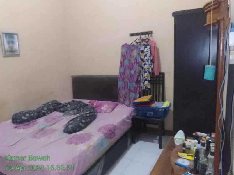 rumah dijual di jatikramat 2 lantai