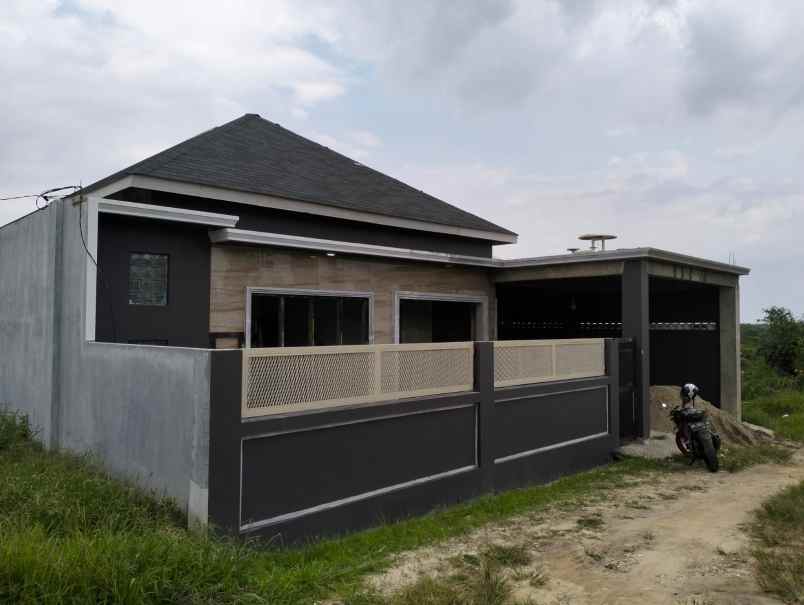 rumah dijual ditengah kota pekanbaru type 240 315