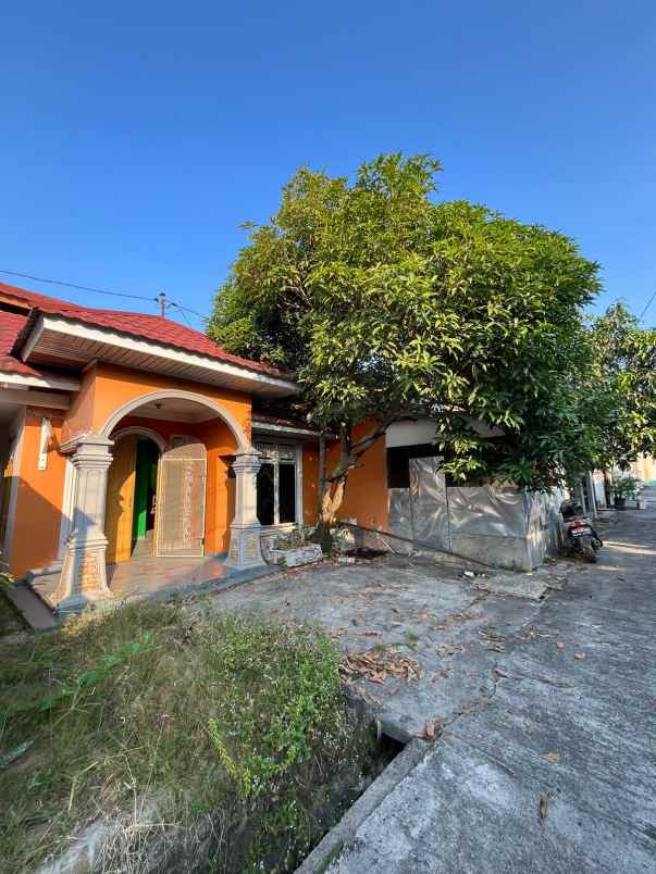 rumah dijual jl lobak 2 lantai harga 450 juta