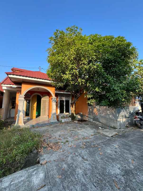 rumah dijual jl lobak 2 lantai harga 450 juta