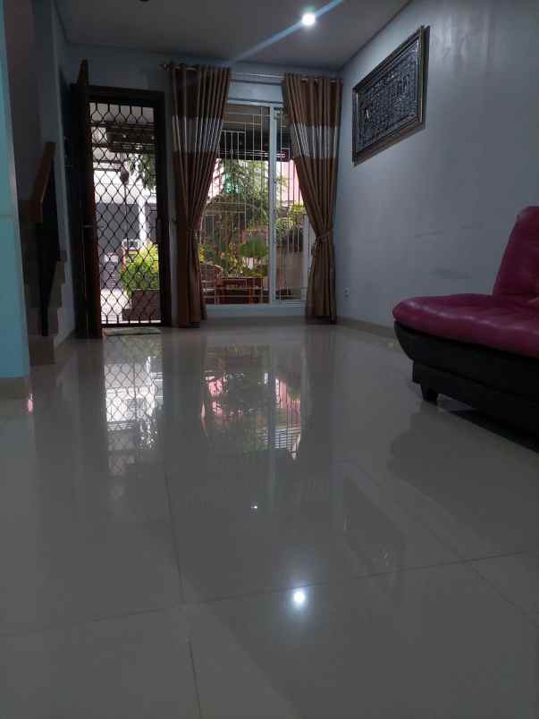 rumah dijual pondok aren dekat mutiara harapan lt 81m
