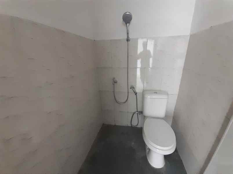 rumah dp 2jt free biaya 3 menit tol jatijajar depok