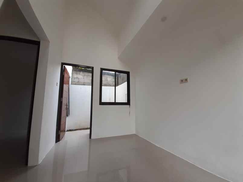 rumah dp 2jt free biaya 3 menit tol jatijajar depok