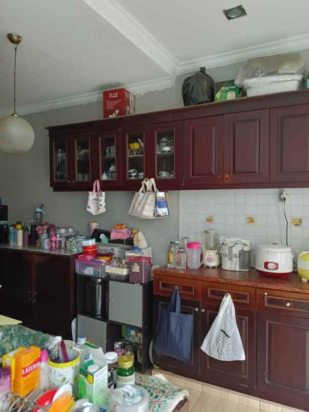 rumah full furnished di puri bintaro sektor 9