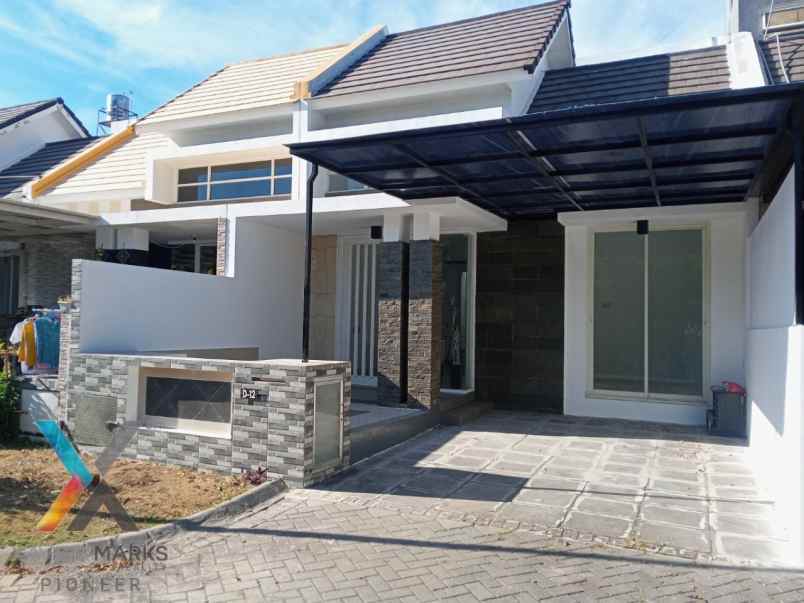 rumah greenville babatan pantai s