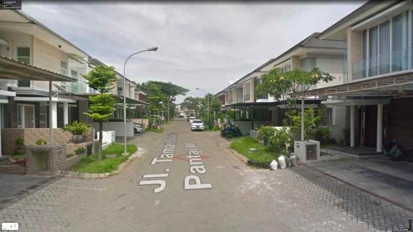 rumah greenville babatan pantai s