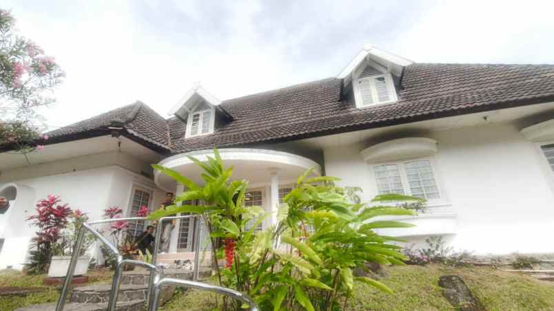 rumah harga njop dekat tol pasteur