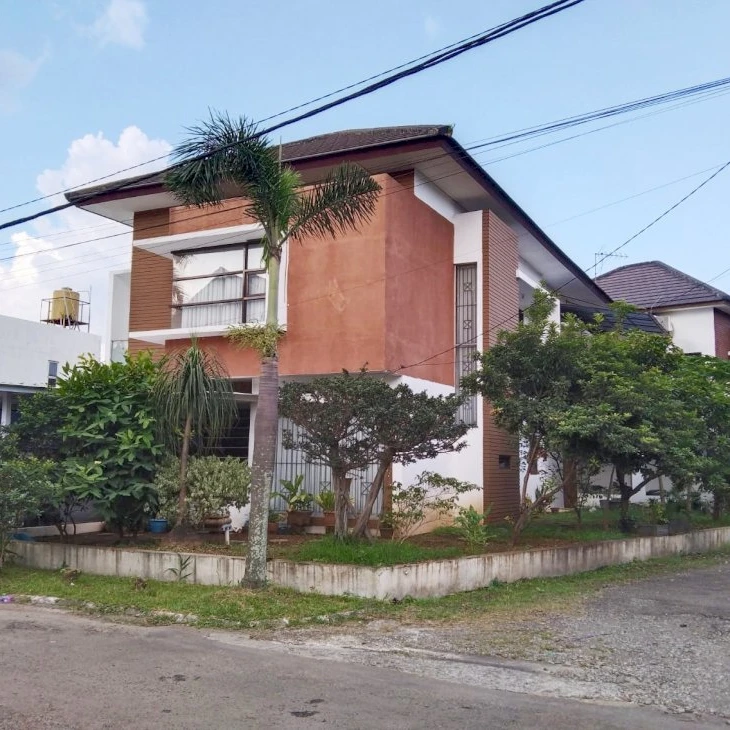 rumah hook di pelangi antapani kota bandung