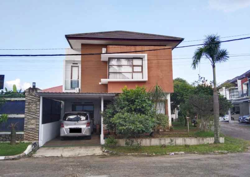 rumah hook di pelangi antapani kota bandung