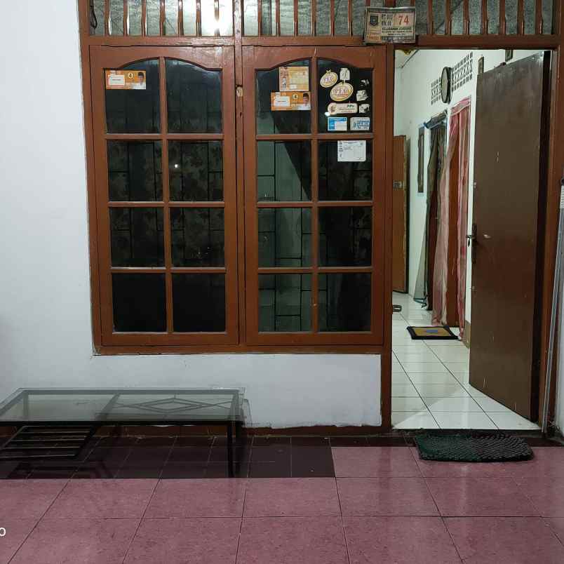 rumah jl jombang kp gunung